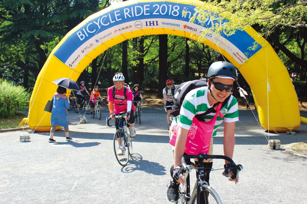 Riders starting Bicycle Ride in Tokyo tour