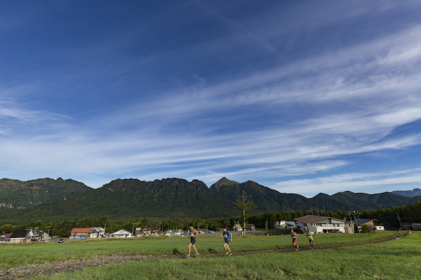 runners during Shinshu Togakushi trail race